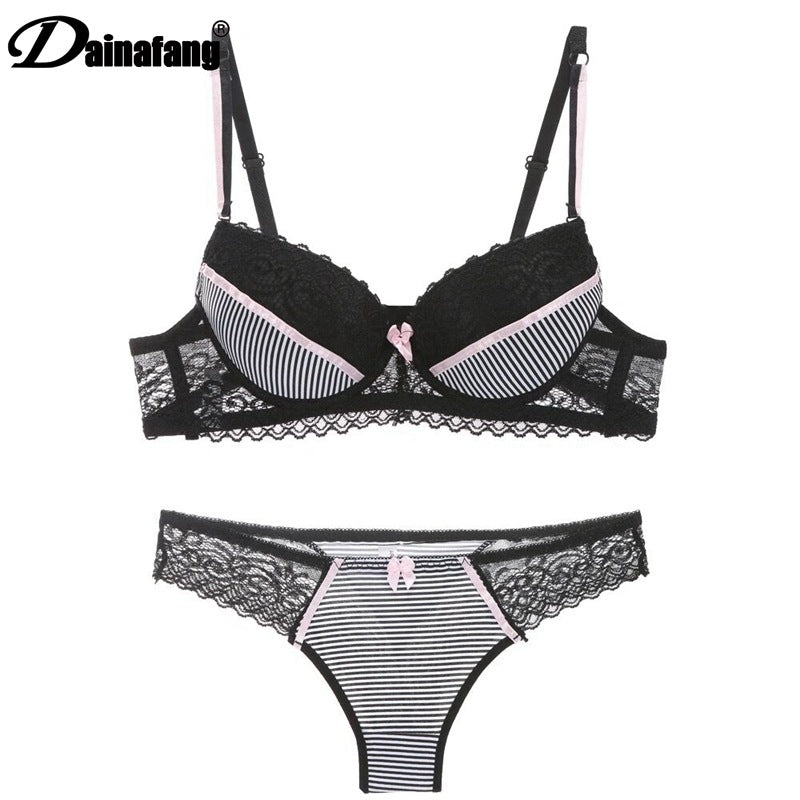 Mogna Mart™ Floral Lace Lingerie Set – Push-Up Bra & Matching Panty